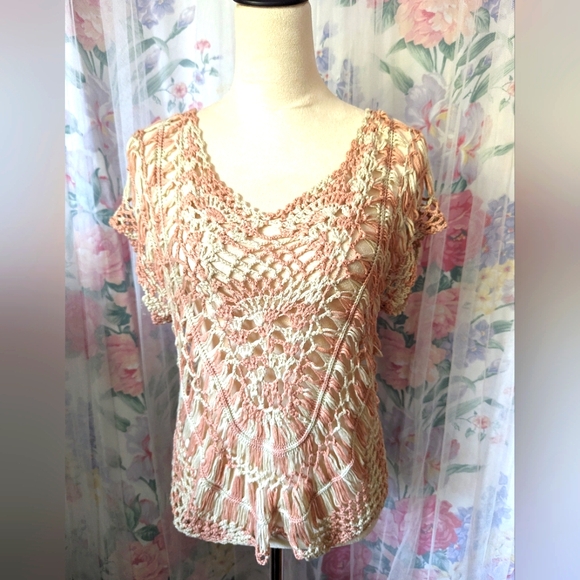 Source Unknown Tops - Crocheted top, sizeS